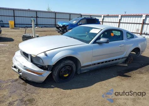 2008 Ford Mustang V6 Deluxe/V6 Premium from USA, damaged, VIN 1ZVHT80N785208831